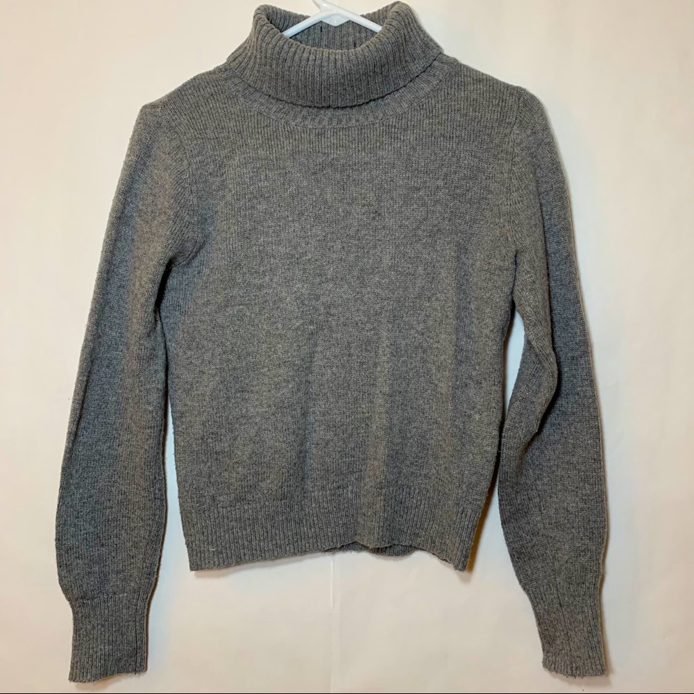 Brandy Melville Turtleneck Sweater
